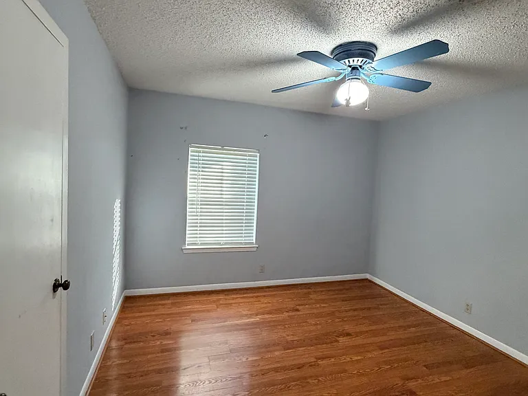 652 Birchwood Dr — Photo 11