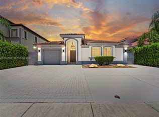 15780 SW 141st St, Miami, FL 33196