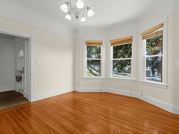 5th image of 866 Dolores St