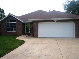 3575 N Del Lu Dr, Springfield, MO 65803