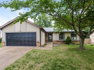 1016 Advocate Ct, Florissant, MO 63034