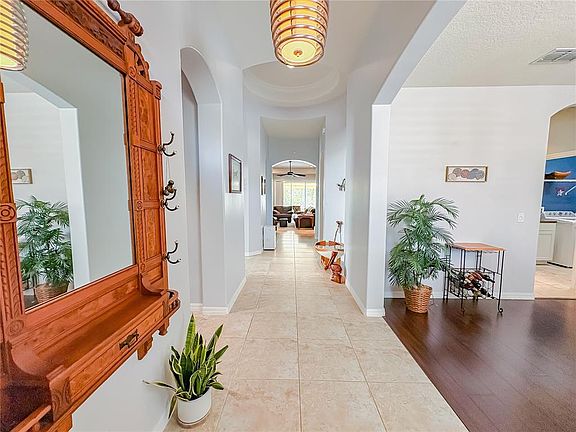 5th image of 1528 BLUE GRASS BOULEVARD