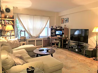 Rented by Rachel Realty