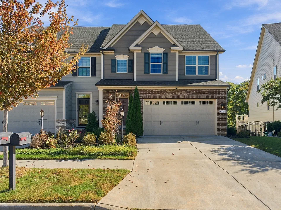 2183 Hemlock Bay Rd