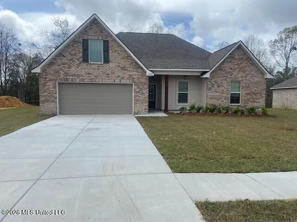13432 Swan Ridge Cir, Gulfport, MS 39503