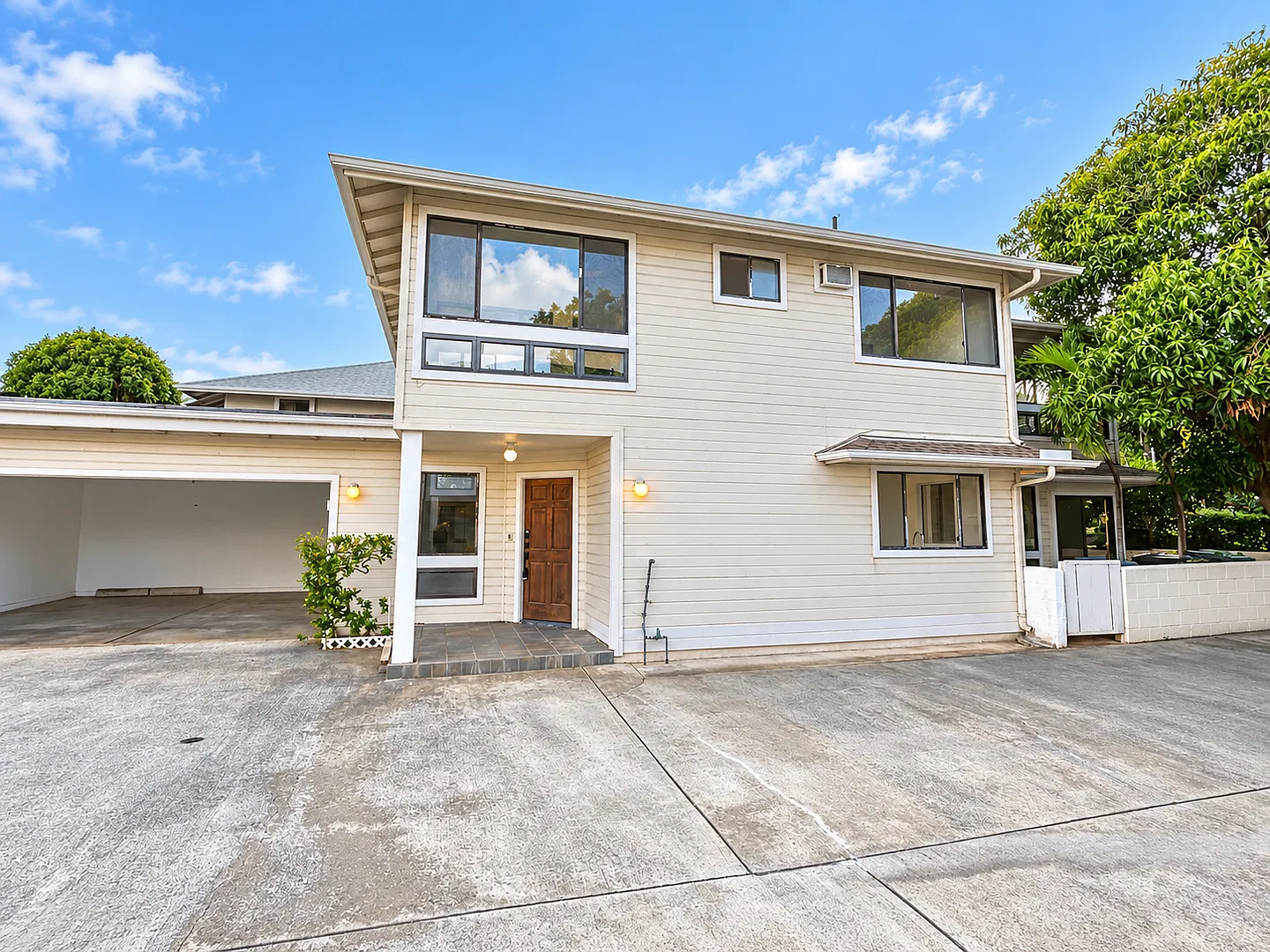 Spacious Kaimuki 3-Bedroom, 2.5-Bath Home with 2-Car Garage Rare Opportunity! — Photo 4