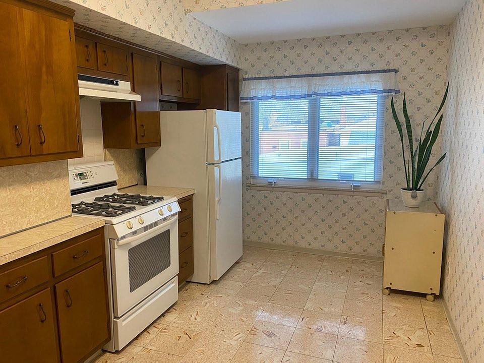 1st image of 6929 71st St #2