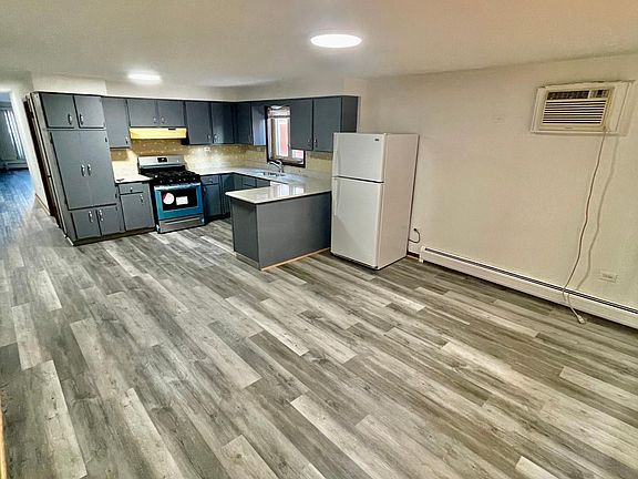 2nd image of 2722 N 74th Ave #11