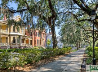 611 Whitaker St, Savannah, GA 31401