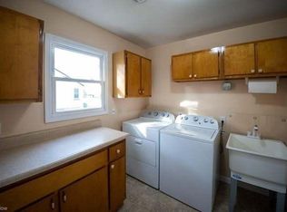 36830 Saint Clair St, Willoughby, OH 44094