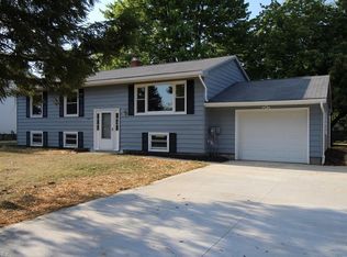 170 Northpark Dr, Wadsworth, OH 44281