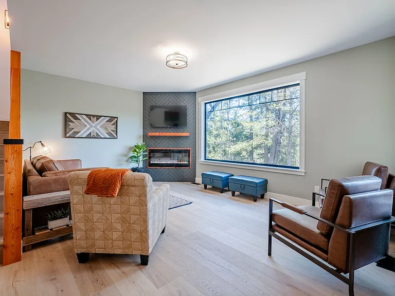 137 Alpha Rd — Photo 9