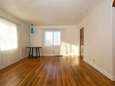 Second living room or 3rd bedroom