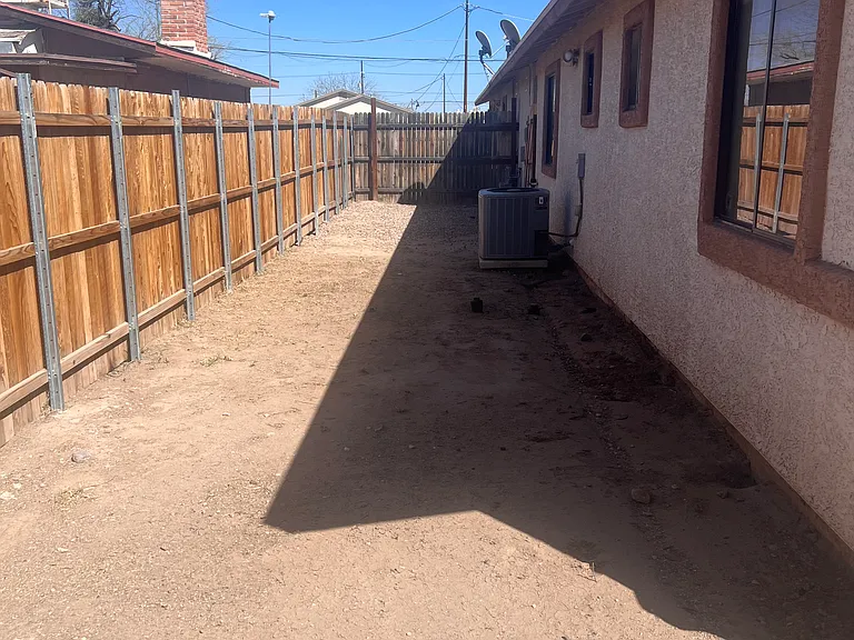 1505 N Yavapai St #1 — Photo 16