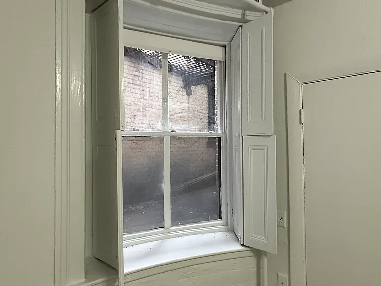 20 Mount Vernon St #502 — Photo 5