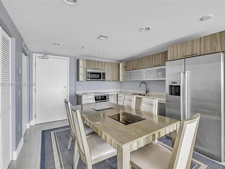 6700 Indian Creek Dr #1205 — Photo 10