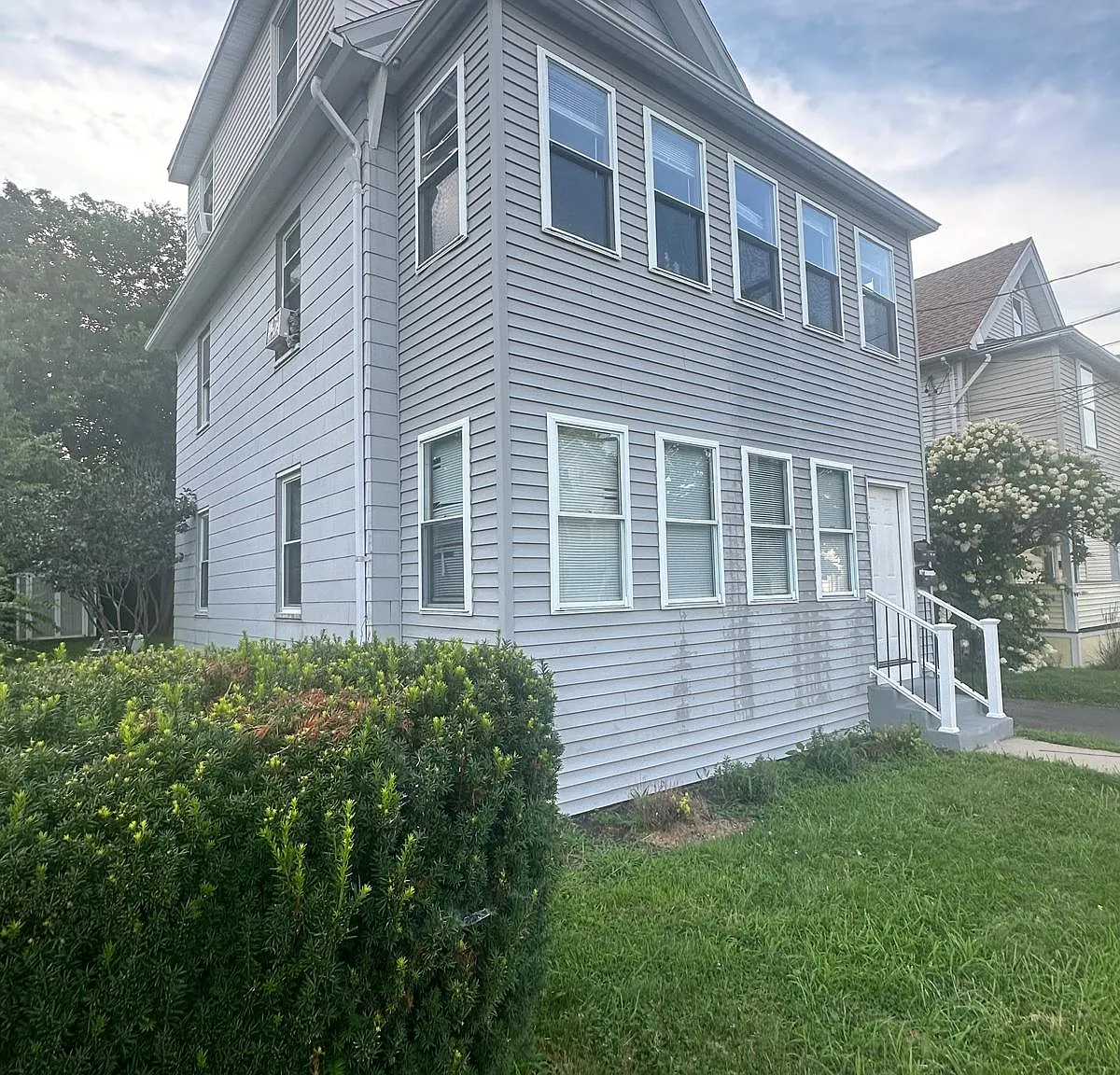 1 bed, $2,200 — Photo 1