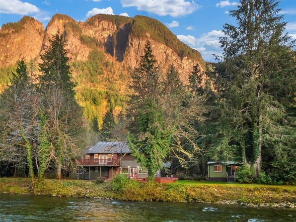 7517 Moon Valley Road SE, North Bend, WA 98045