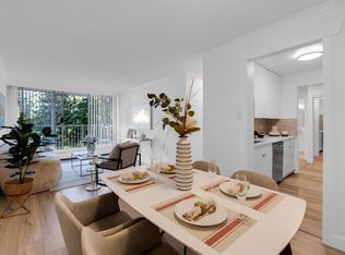 2004 Fullerton Ave #807, North Vancouver, BC V7P 3G8