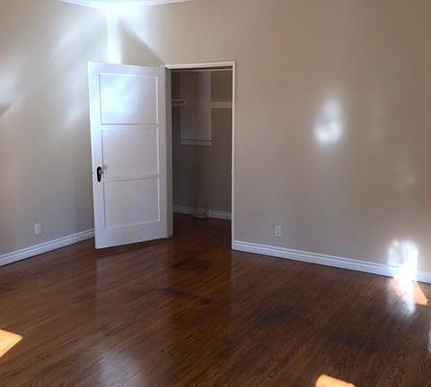 Living Rm with Huge Closet