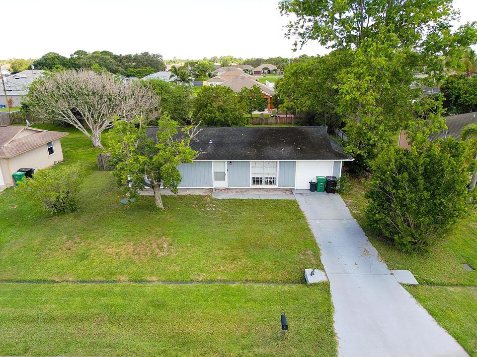 1st image of 992 SW Janette Avenue