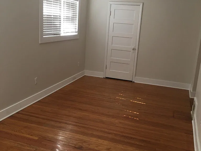 1925 Holmes Ave — Photo 1