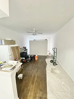 Rented by Compass | media 2