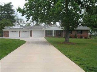 5162 Schrader Dr NW, Cleveland, TN 37312