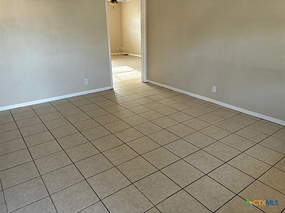 2nd image of 3906 Mariam Rd