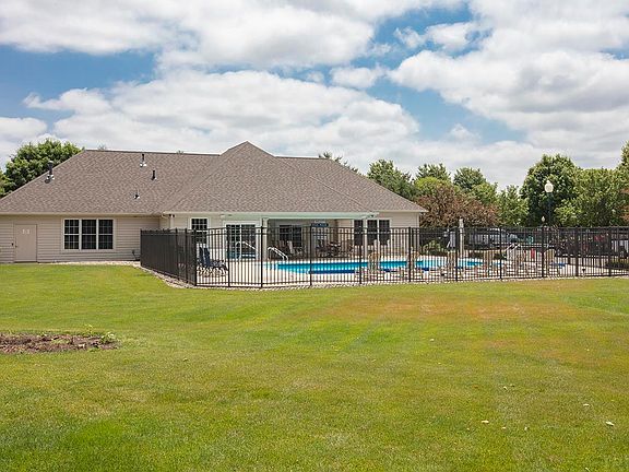 4th image of 1219 Camden Ct