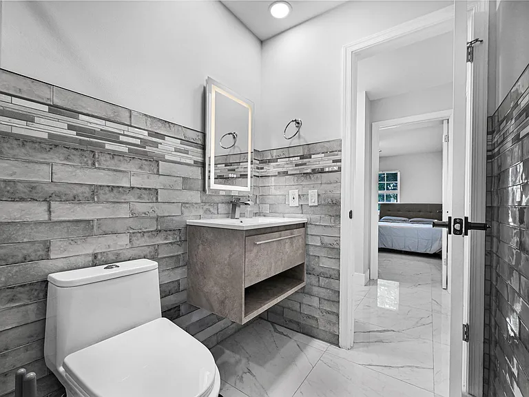 6279 Bay Club Dr #3 — Photo 13