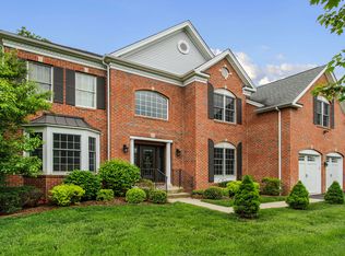 9 Sassinoro Blvd, Cortlandt Manor, NY 10567