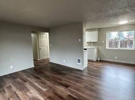 Single Story Living at Skyline Village