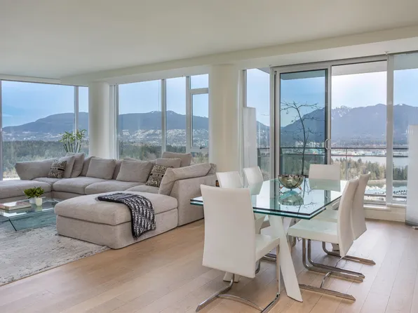 1499 W Pender St #3101, Vancouver, BC V6G 2S3