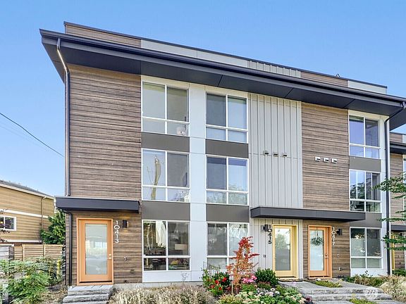 3rd image of 10413 Alderbrook Place NW