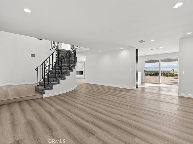 6758 Julie Ln — Photo 10