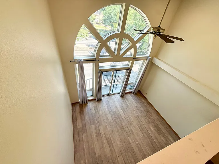 816 S College Ave — Photo 29