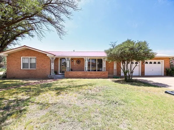 502 W Mitchell St, Meadow, TX 79345