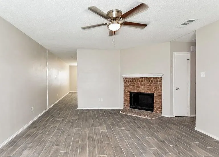 1708 Beau Ct — Photo 20