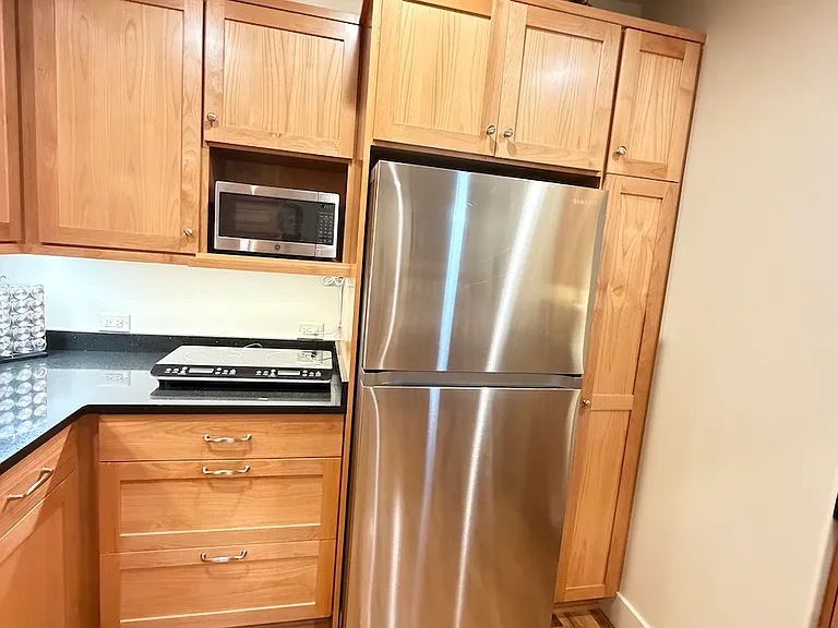 114 Granite St #3B — Photo 8