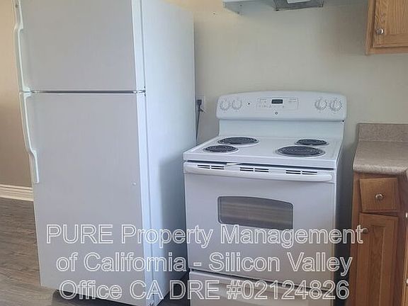 2nd image of 122 Towne Ter #4