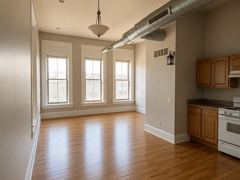 109 S Main St #1/2 — Photo 3