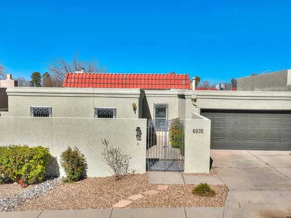 6935 Arvilla Pl NE, Albuquerque, NM 87110