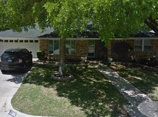 1109 Meadow Crest Ln, Mansfield, TX 76063