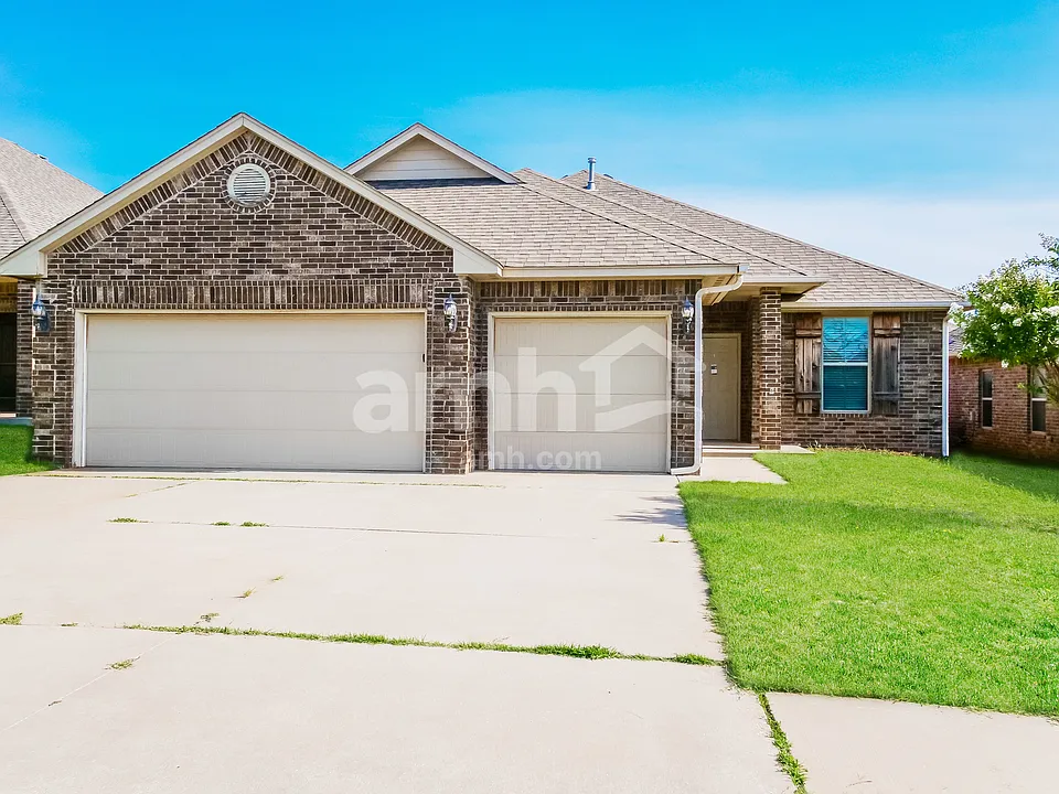 8009 NW 159th St
