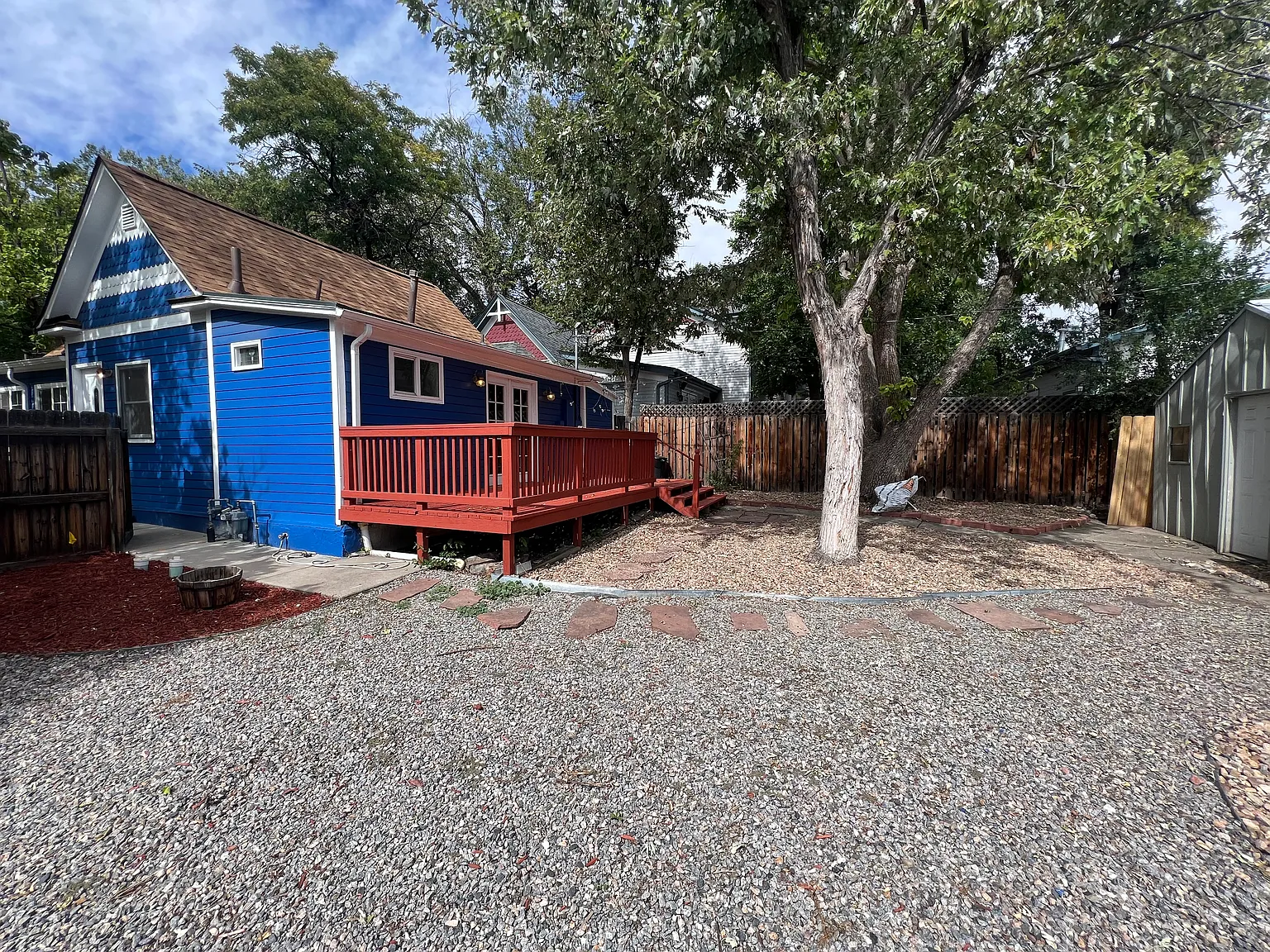 2 bed, 1.5 bath, 950 sqft, $2,500 — Photo 2