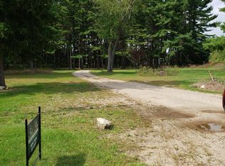 65068 M 40, Lawton, MI 49065