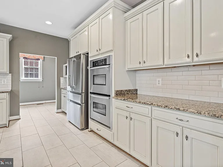 4561 Rona Pl — Photo 25