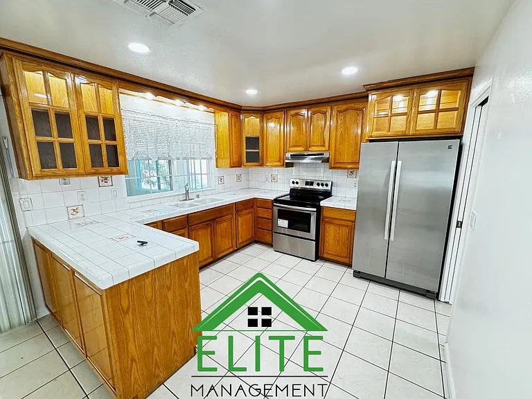 2617 Millcreek Dr — Photo 6