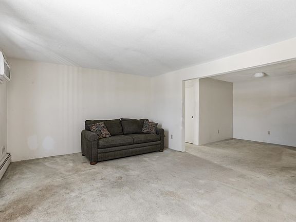 5th image of 13 Tiffany Road #12